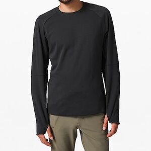 Lululemon Escape and Explore Thermal, Small/Medium, Obsidian